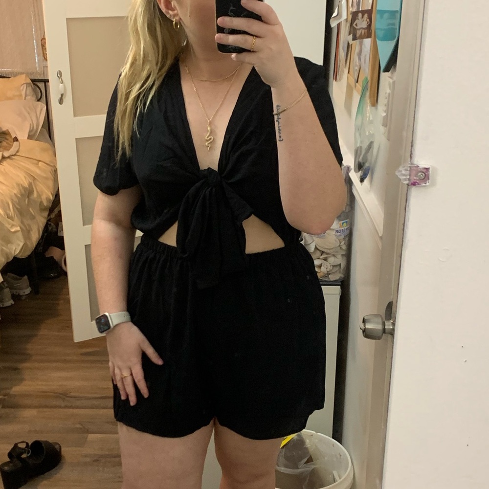 Black tie front romper